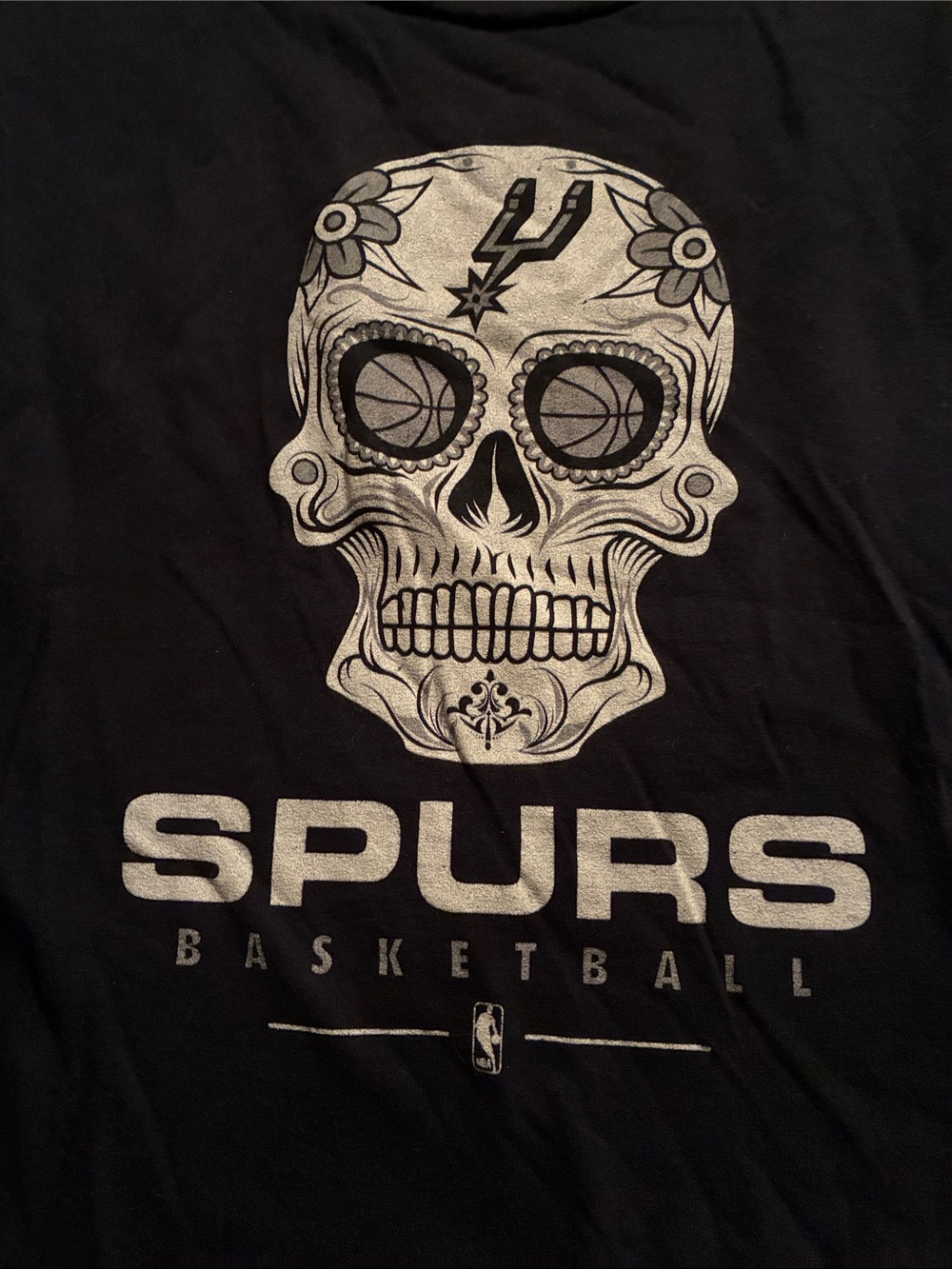Black San Antonio Spurs Skull Graphic Tee